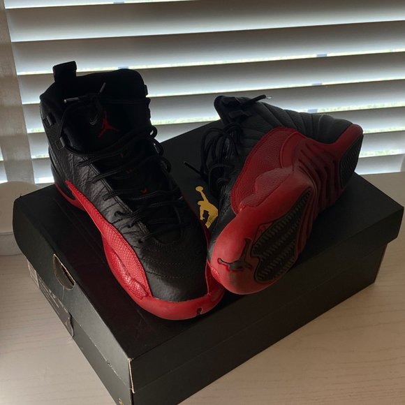 Air Jordan Retro Grade School Flu Game - Picture 5 of 7